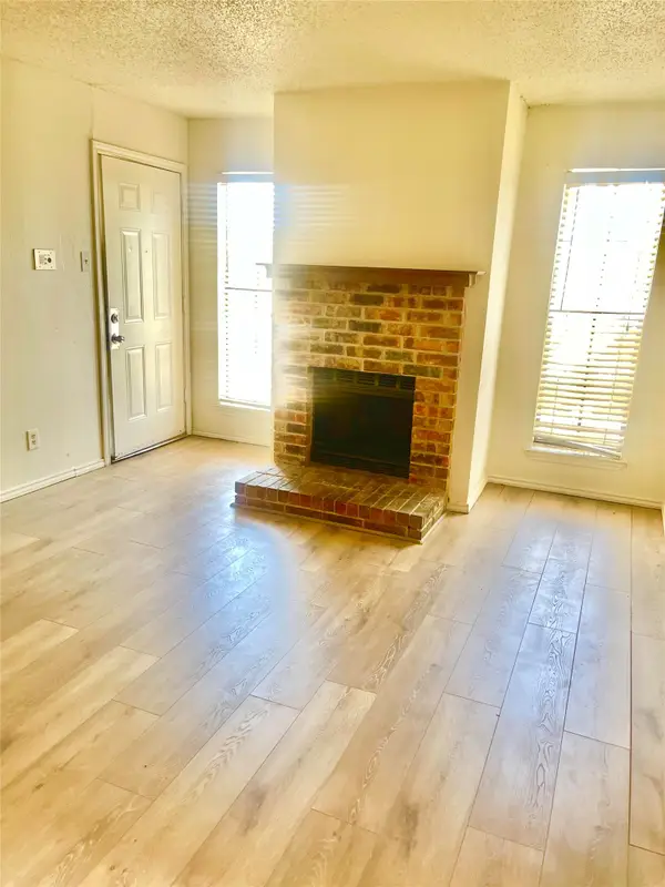 9520 Royal Lane #306, Dallas, TX 75243