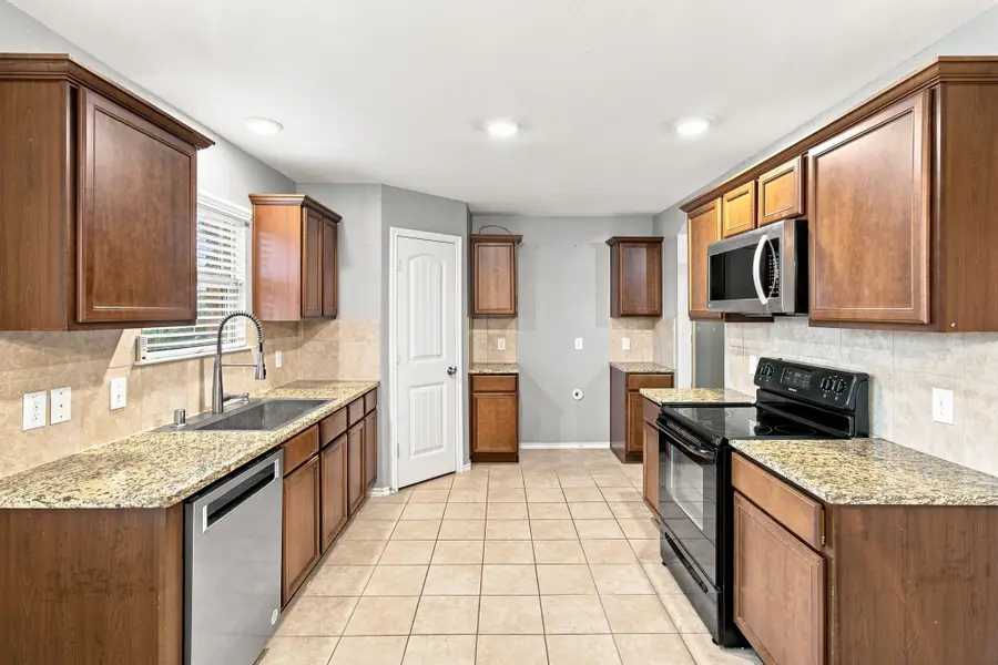1404 Diamond Court, Princeton, TX 75407 - #3