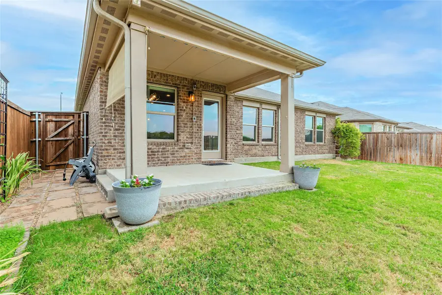 112 Plumed Thistle Drive, Fort Worth, TX 76131 - #2