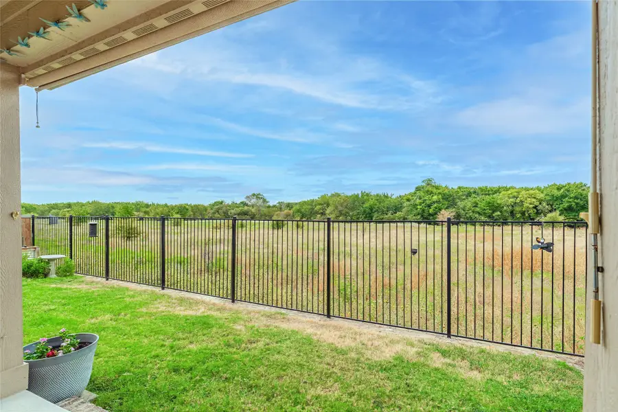 112 Plumed Thistle Drive, Fort Worth, TX 76131 - #3