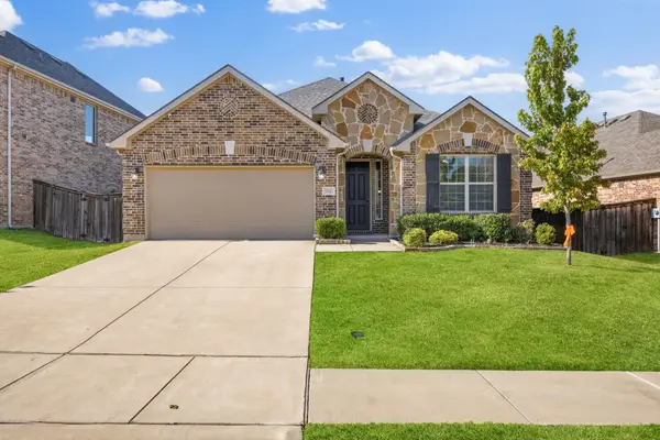 916 Llano Falls Drive, McKinney, TX 75071