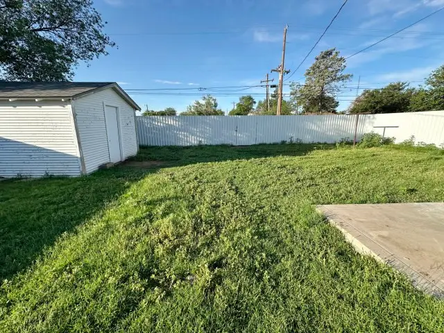12 Houston Road, Tulia, TX 79088 - #3