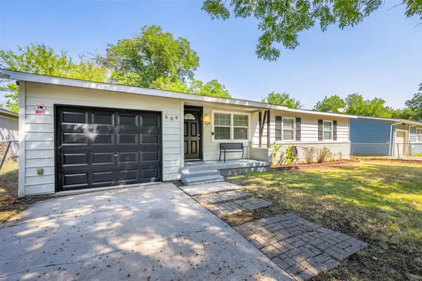 509 Circle Drive, Arlington, TX 76010