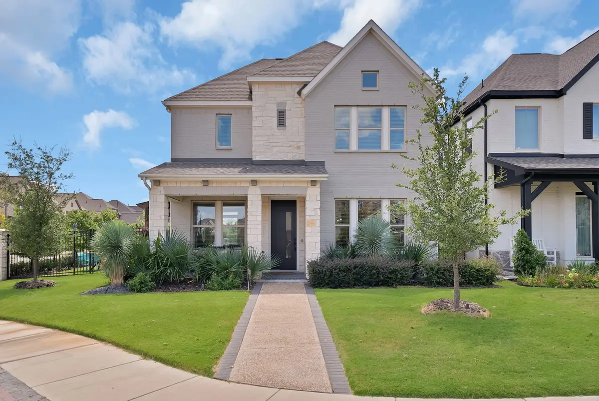 708 Prairie Falcon Drive, Arlington, TX 76005 - #1