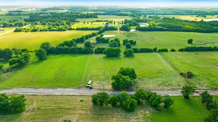 325 Private Road 33261, Sumner, TX 75486 - #2