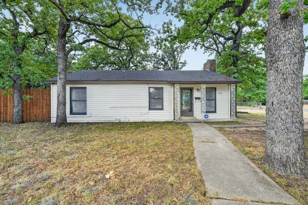 1629 Robinwood Drive, Fort Worth, TX 76111 - #1