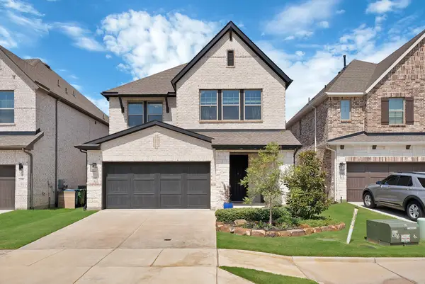 2585 Four Roses Drive, Lewisville, TX 75056