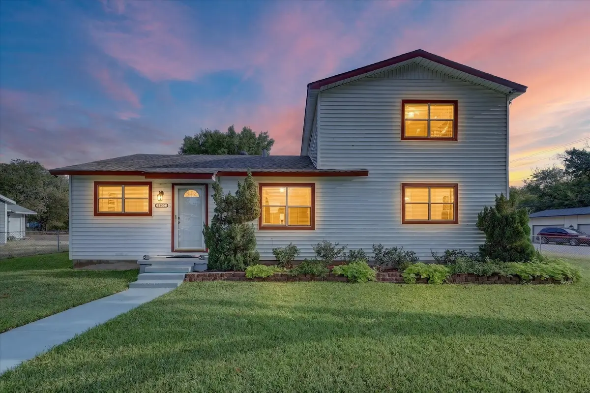 5800 Isbell Street, Sansom Park, TX 76114 - #1
