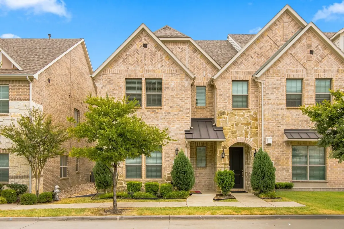 303 Ferndale Street, Lewisville, TX 75056 - #1