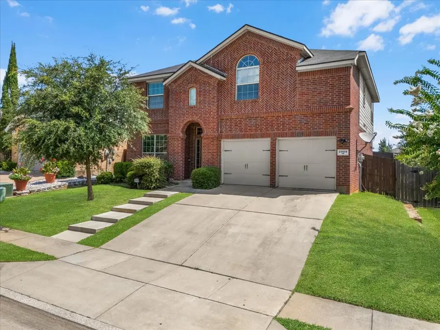 2909 Merry View Lane, Fort Worth, TX 76120 - #2