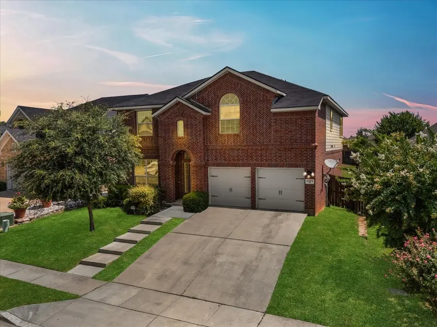 2909 Merry View Lane, Fort Worth, TX 76120 - #3