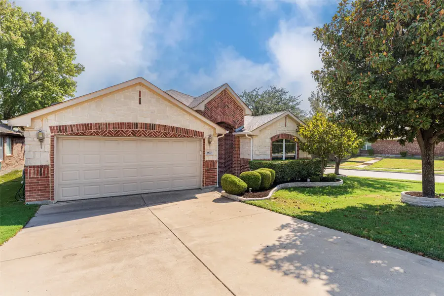 6633 Chalk River Drive, Fort Worth, TX 76179 - #2