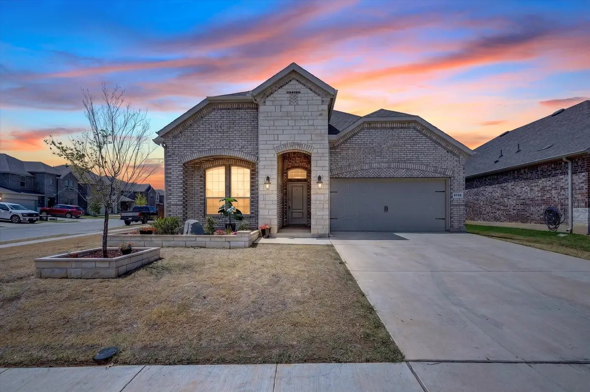 3703 High Country Road, Aubrey, TX 76227 - #1