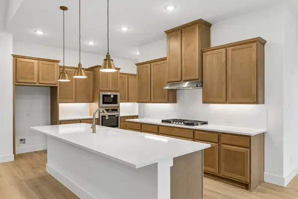 4440 Vaquero Drive, Waxahachie, TX 75165