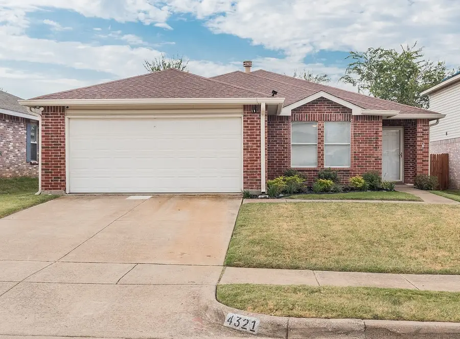 4321 Meadowknoll Drive, Fort Worth, TX 76123 - #2
