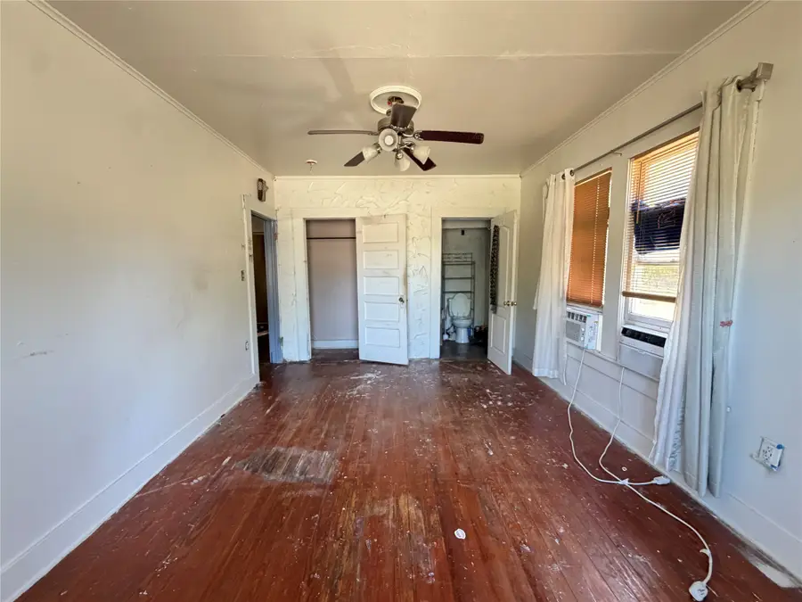 418 N Bunert, Corsicana, TX 75110 - #2