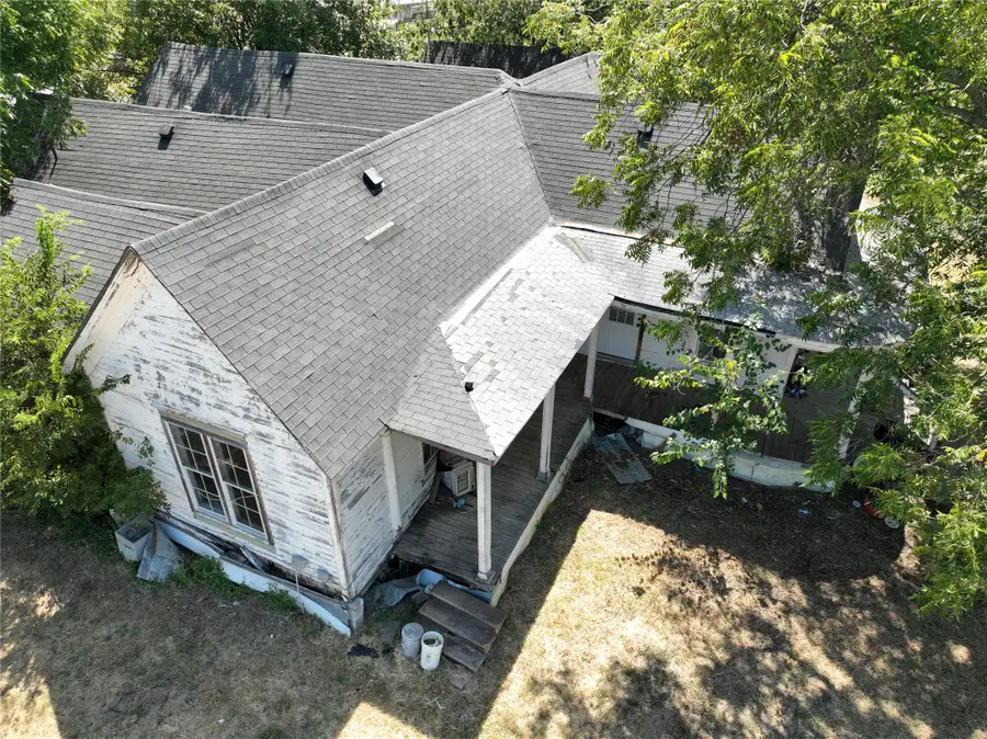 106 N Wesley Street, Itasca, TX 76055 - #3