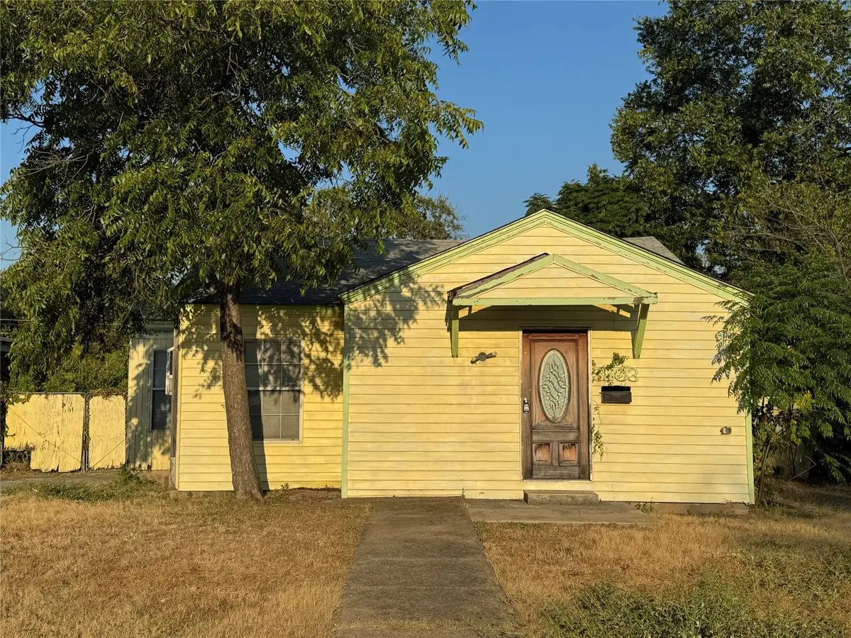 3203 Runnels Street, Fort Worth, TX 76106 - #1