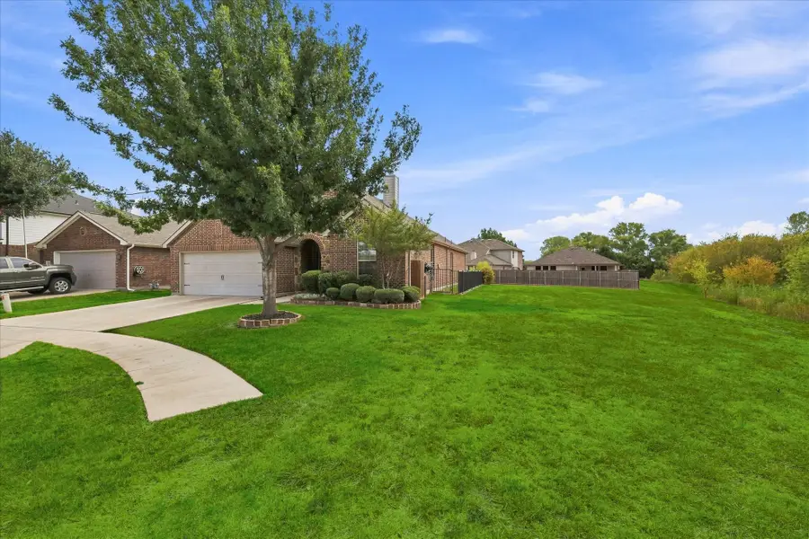 9200 Comanche Ridge Drive, Fort Worth, TX 76131 - #2