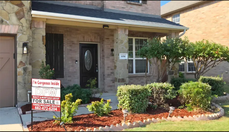 606 Port Royale Way, Euless, TX 76039 - #2