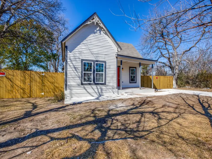 3204 5th Avenue, Fort Worth, TX 76110 - #3