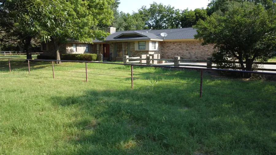 2815 Fm 3092, Gainesville, TX 76240 - #3