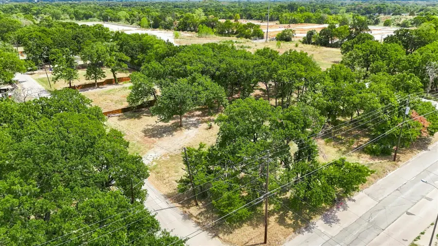 2000 Dowdy Ferry Road, Dallas, TX 75217 - #2