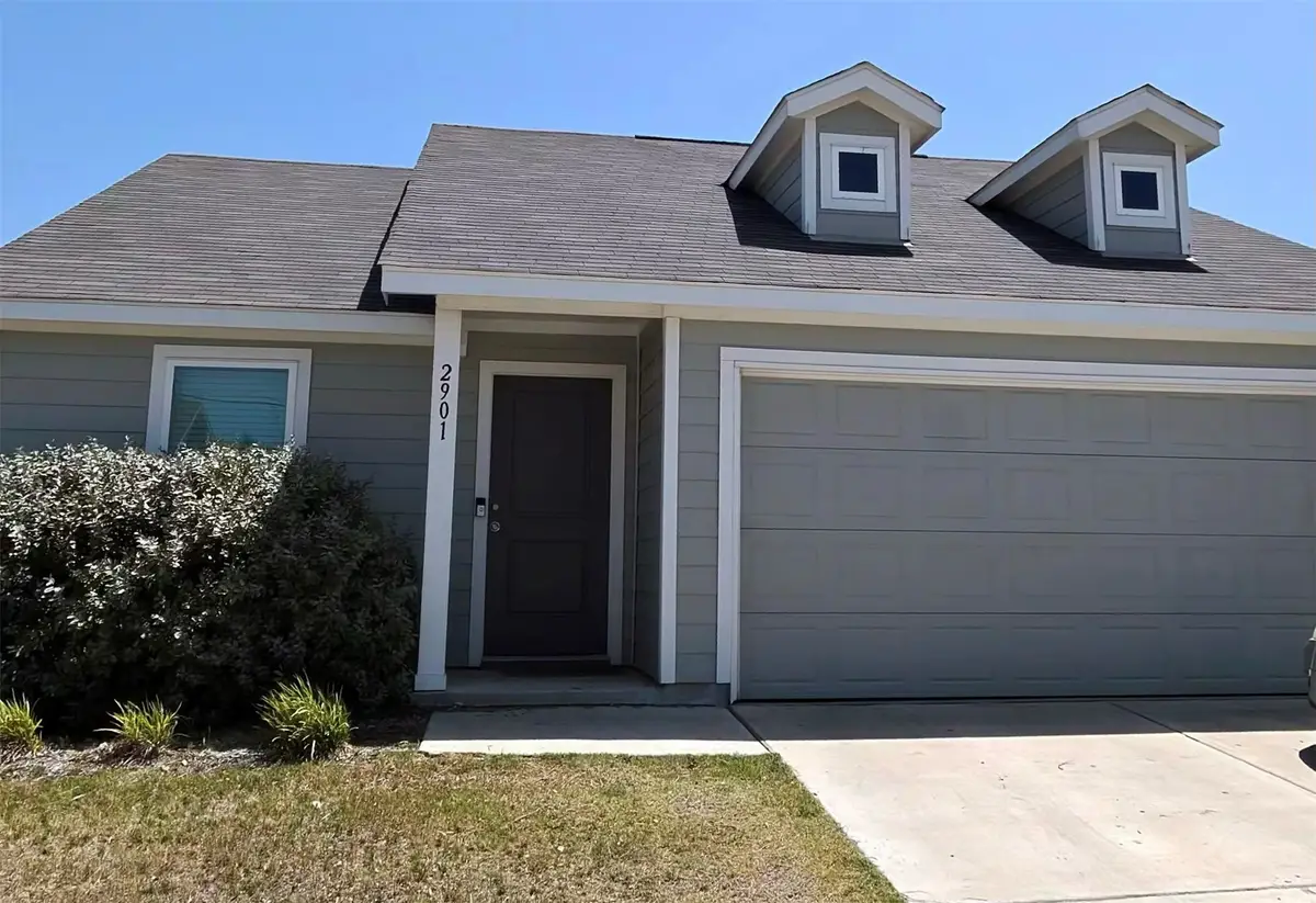 2901 Questa Street, Fort Worth, TX 76119 - #1