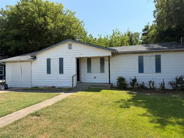 1305 N Brents Avenue, Sherman, TX 75090