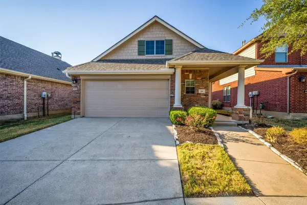 331 Clifton Circle, Lantana, TX 76226