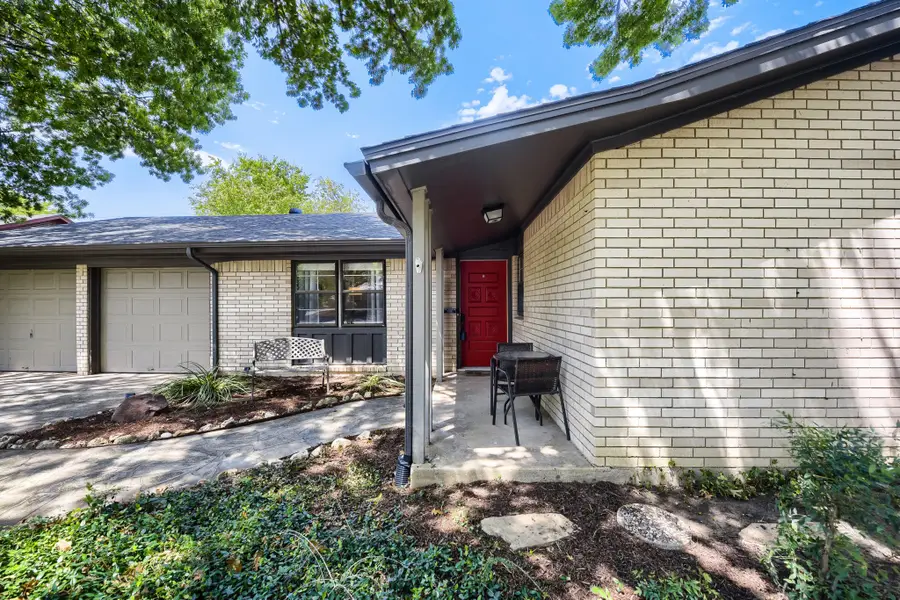 1300 Greenbriar Street, Denton, TX 76201 - #2