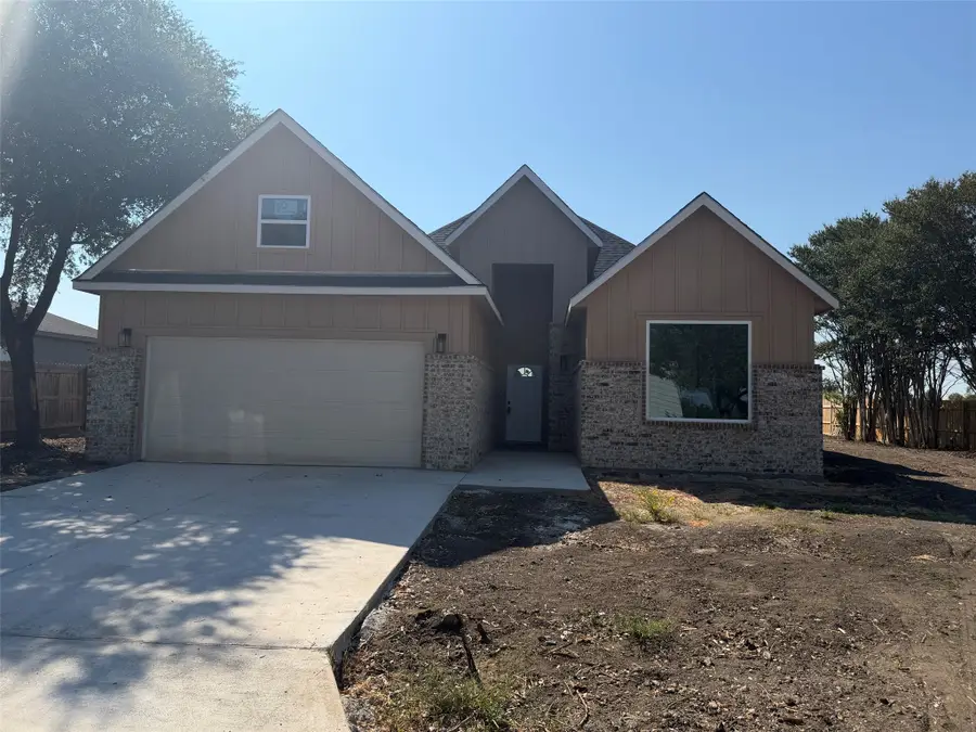 3247 Hillsdale Drive, Corsicana, TX 75110 - #3