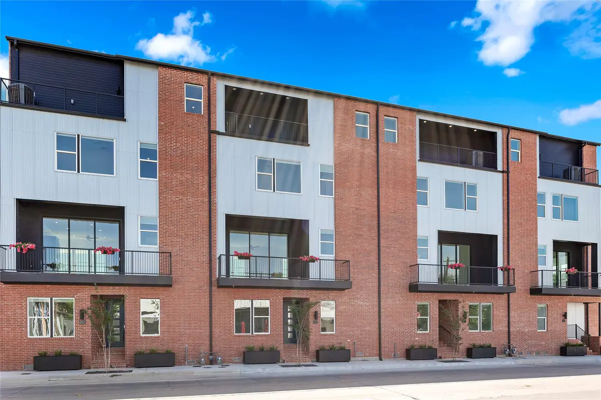207 Carroll Street, Fort Worth, TX 76107 - #1