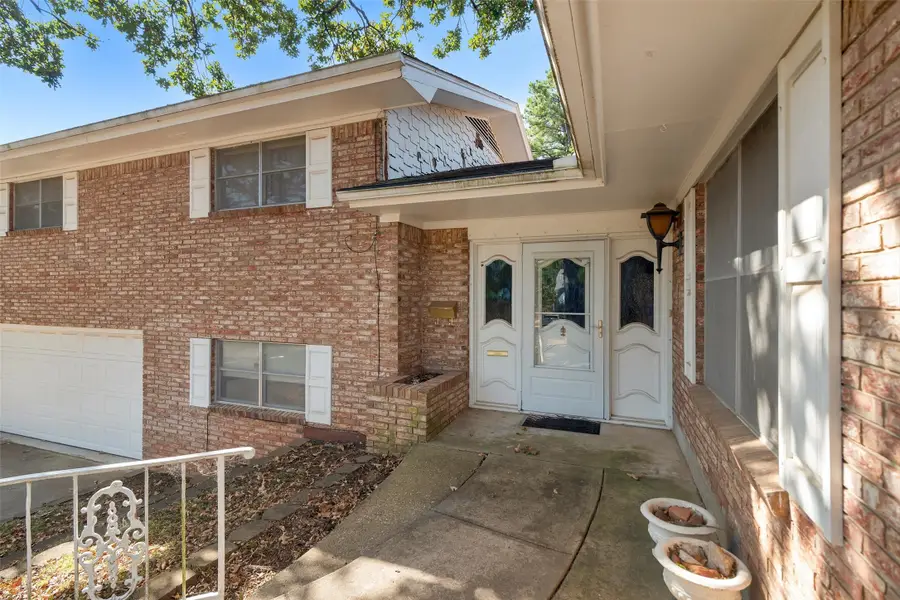 1520 W Main Street, Denison, TX 75020 - #2