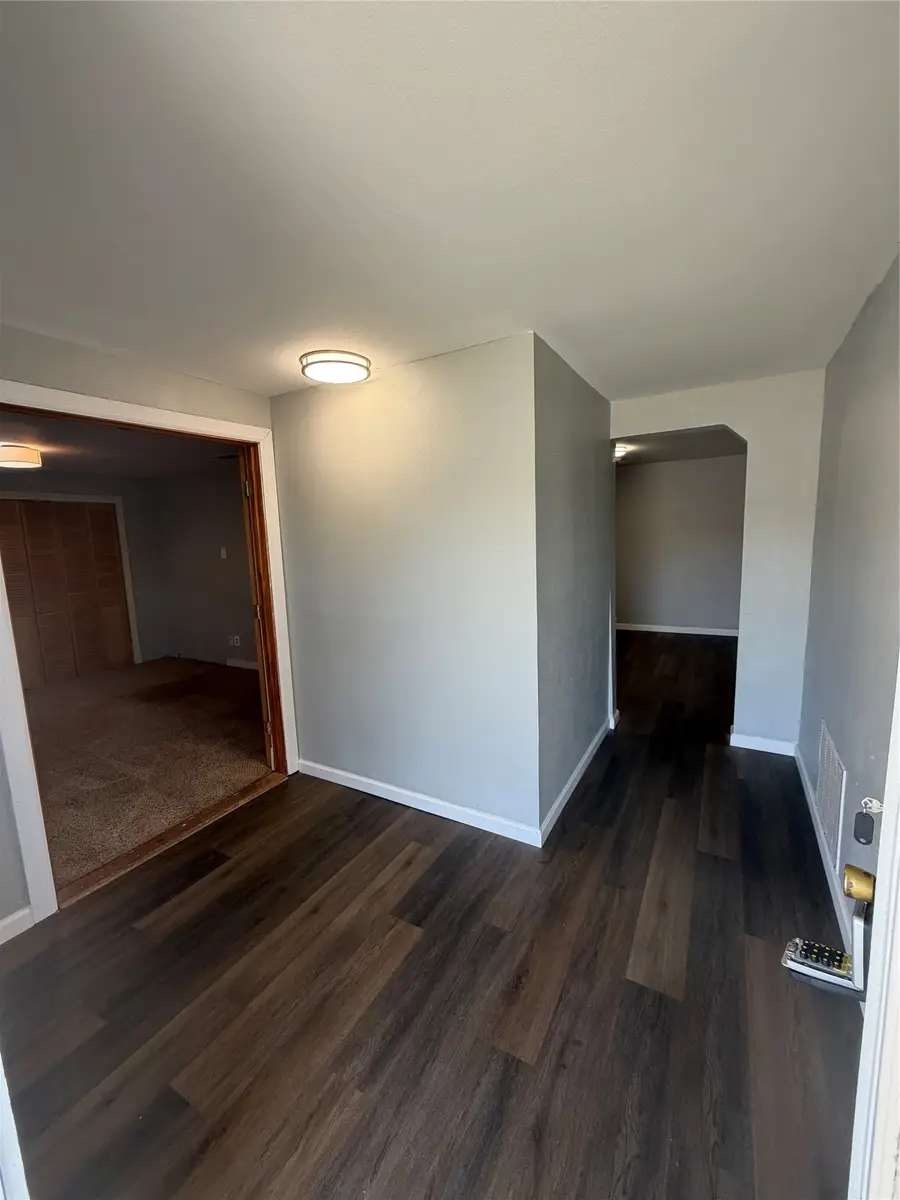 805 S 3rd Street, Grandview, TX 76050 - #3
