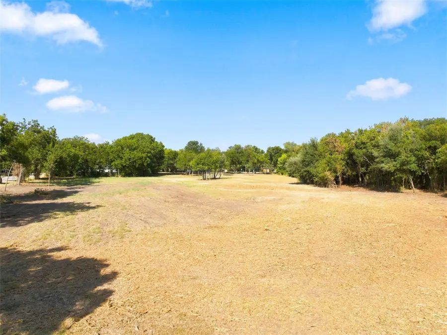313 N Avenue Q, Clifton, TX 76634 - #2