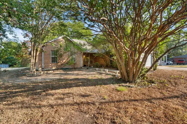3002 W 4th Avenue, Corsicana, TX 75110