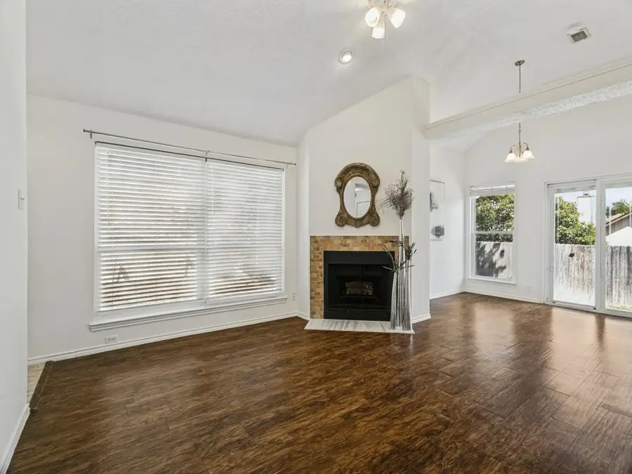 953 Ramblewood, Lewisville, TX 75067 - #2