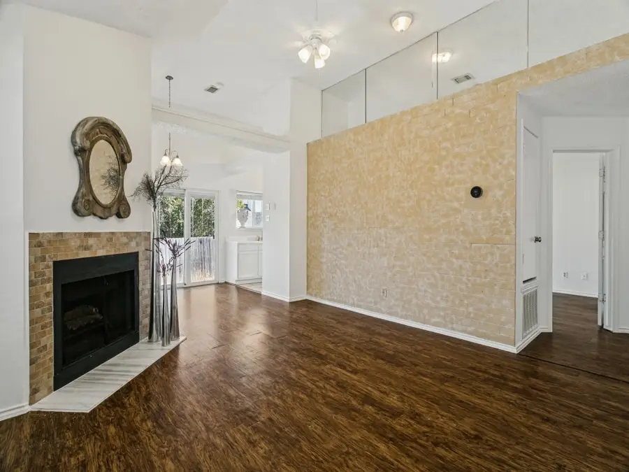 953 Ramblewood, Lewisville, TX 75067 - #3