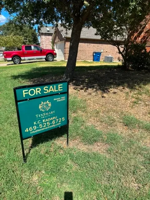 2755 Hacienda Lake Drive, Little Elm, TX 75068