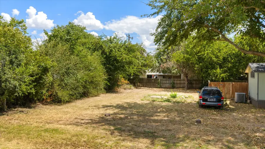 817 Flamingo Road, Granbury, TX 76049 - #3