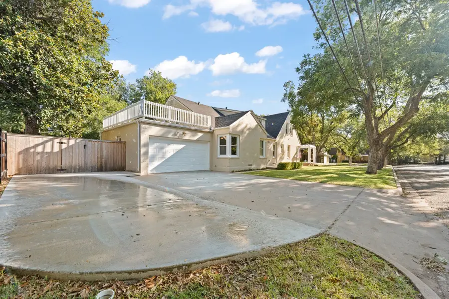 112 Bellevue Drive, Cleburne, TX 76033 - #3