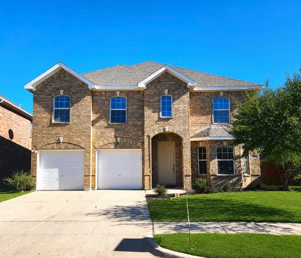 5513 Grenada Drive, Fort Worth, TX 76119