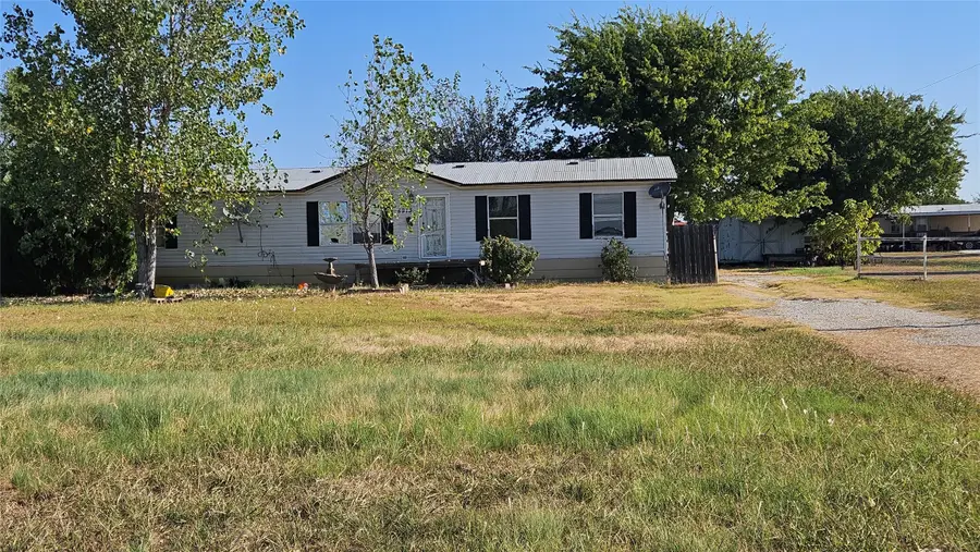 8913 Holly Road, Alvarado, TX 76009 - #2