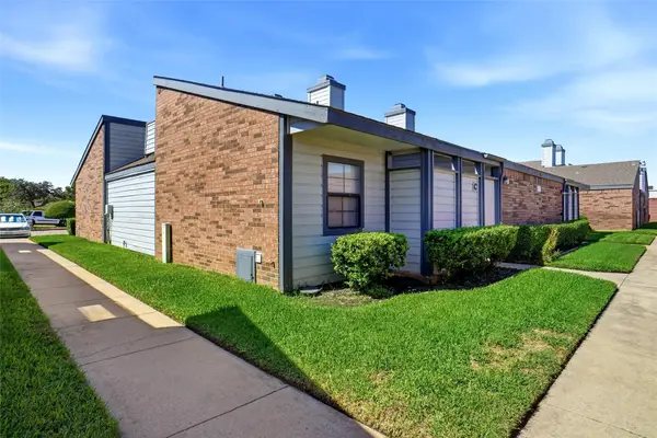 636 Bellaire Drive #C, Hurst, TX 76053