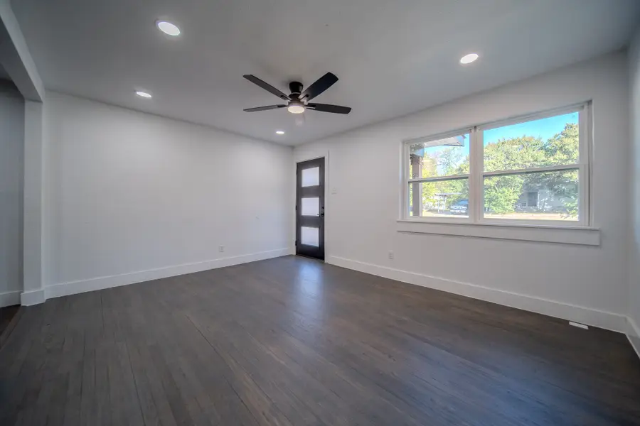 1530 Hillcrest Street, Mesquite, TX 75149 - #3