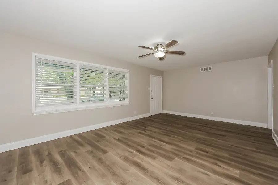 7832 Seydel Street, Dallas, TX 75217 - #3