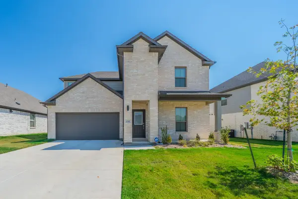2230 Willowbank Drive, Forney, TX 75126