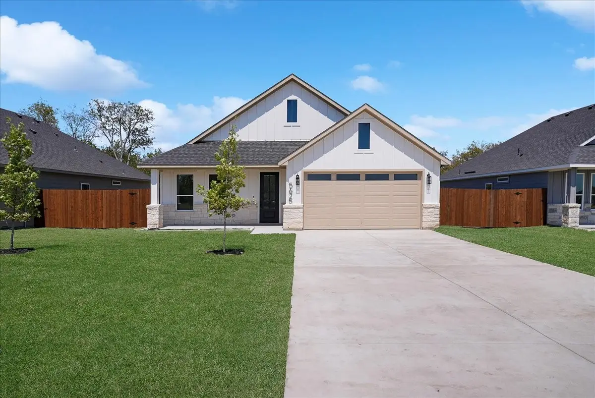 5625 Oak Grove Road N, Fort Worth, TX 76134 - #1