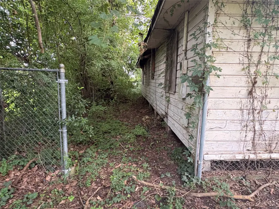 621 Kelly Street, Bossier City, LA 71111 - #3